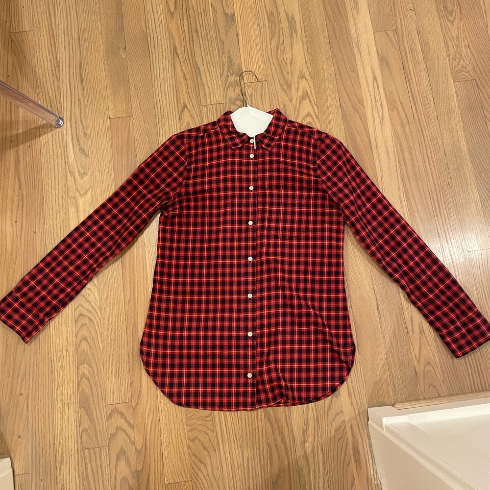 J crew red flannel long sleeve button down shirt size xs